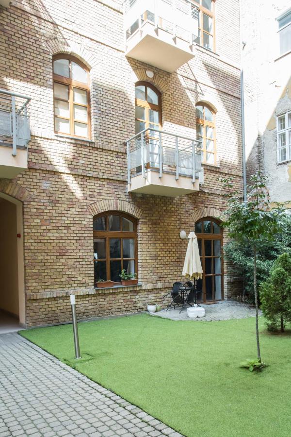 Aradi Apartment Budapest Eksteriør bilde
