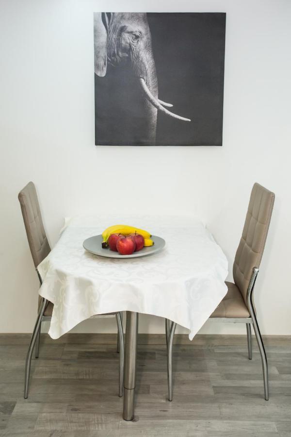 Aradi Apartment Budapest Eksteriør bilde